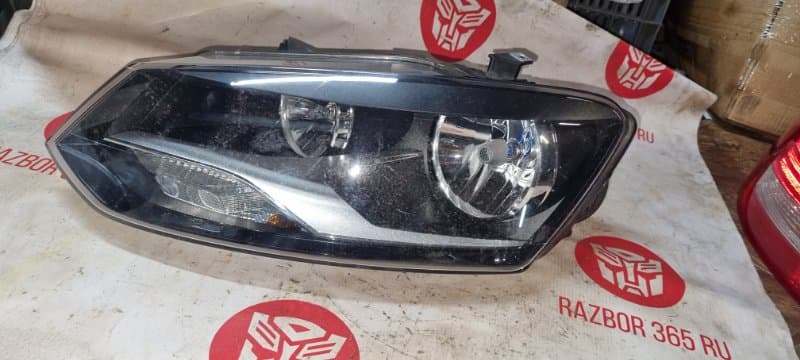 Фара галоген Volkswagen Polo 6R1 СBZ 2012 перед. лев. (б/у)