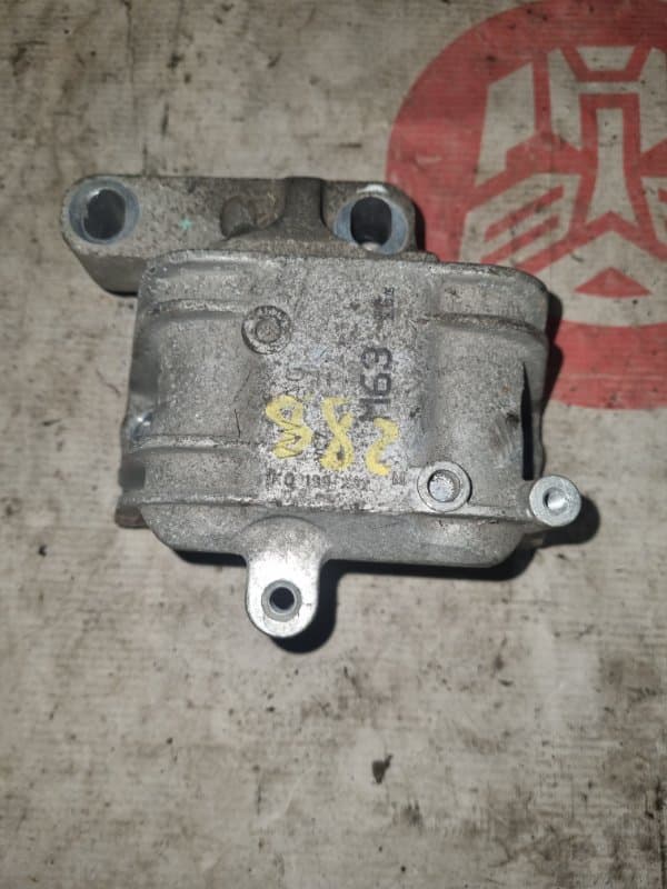Опора ДВС Volkswagen Jetta 5 (б/у)