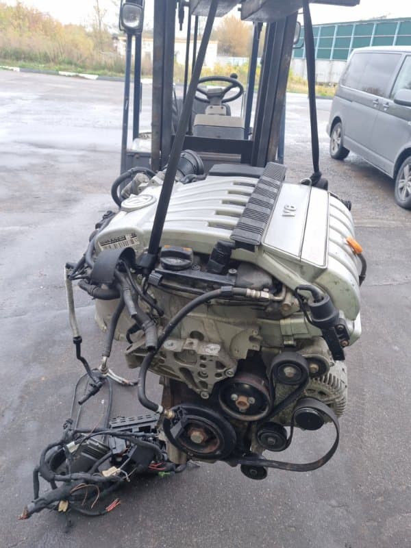 Двигатель AXZ Volkswagen Passat 3C2 AXZ 2006 (б/у)
