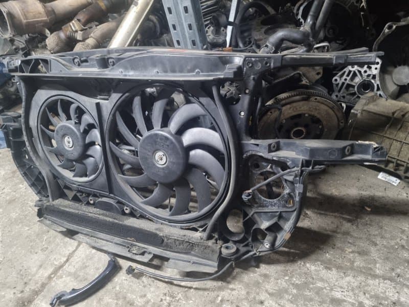 Панель передняя Audi A4 8E2 ALT 2003 (б/у)