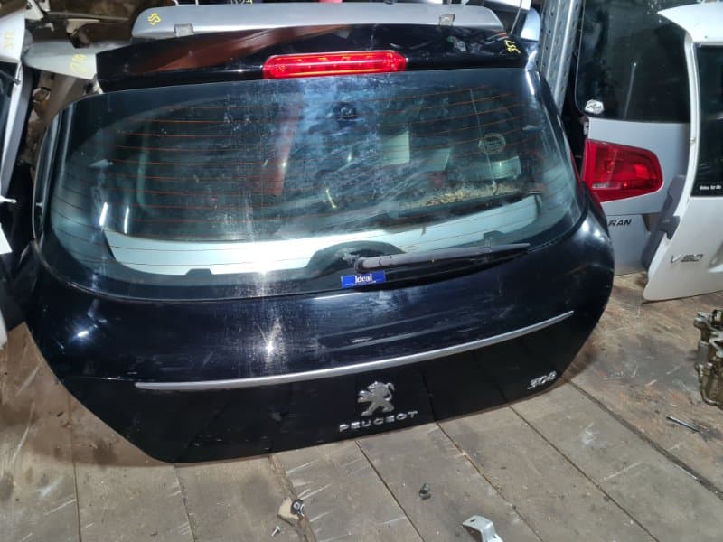 Крышка багажника Peugeot 308 4C 1.6T EP6CDT 5FV 2012 (б/у)