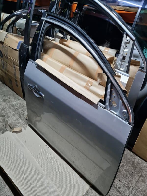 Дверь Volvo S60 Y20 B4164T 2012 перед. прав. (б/у)
