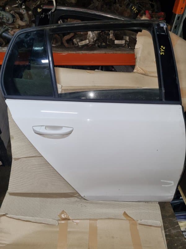 Дверь Volkswagen Golf 5K1 CAX 2010 задн. прав. (б/у)