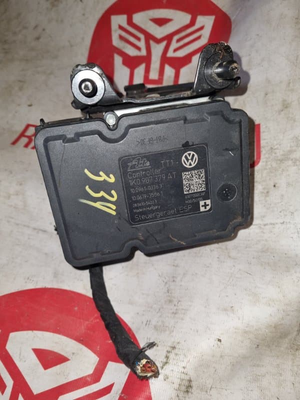 Блок abs Volkswagen Golf 5K1 CAX 2011 (б/у)