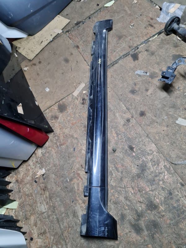 Порог Volvo V70 BW B5254T6 2009 лев. (б/у)