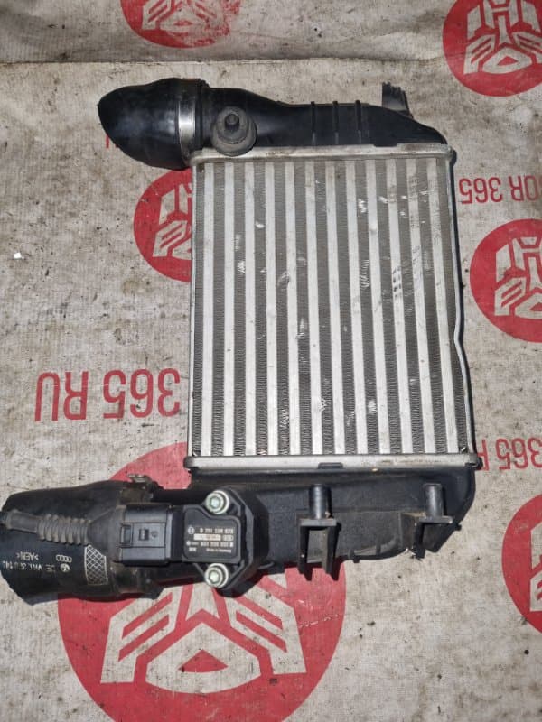 Интеркулер Audi A4 8E2 AMB 2003 (б/у)