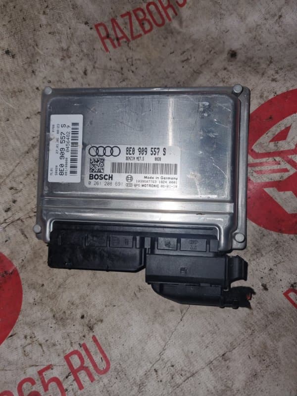 Блок управления Audi A4 8E2 AMB 2003 (б/у)