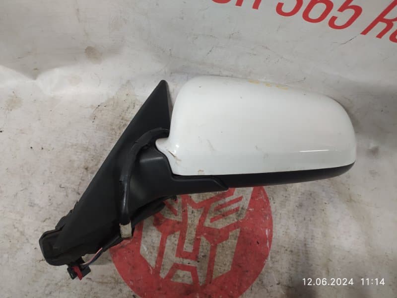 Зеркало Audi A3 8P1 BYT 2008 перед. лев. (б/у)