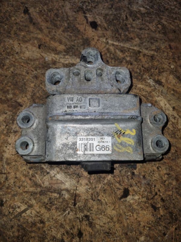 Опора ДВС Audi A3 8PA CCZ 2011 (б/у)