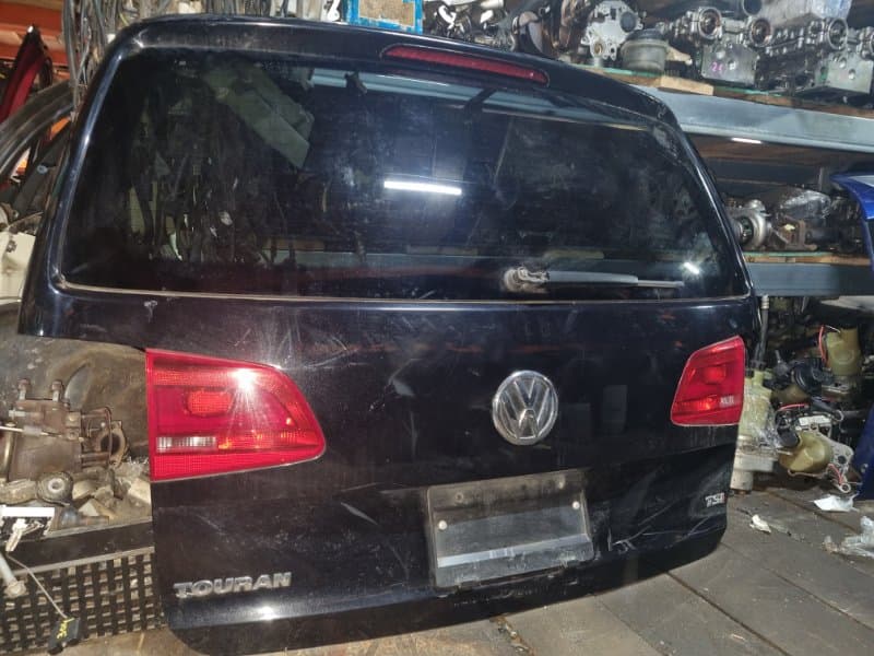 Крышка багажника Volkswagen Touran 1T3 CAV 2011 (б/у)