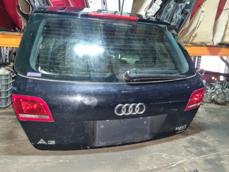 Крышка багажника Audi A3 8PA CCZ 2011 (б/у)