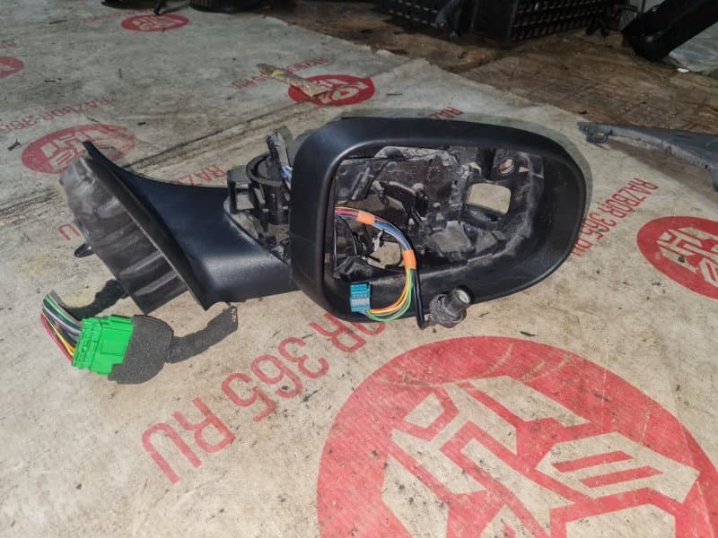 Корпус зеркала с проводкой Volvo s80 СЕДАН B5254T10 2010 прав. (б/у)