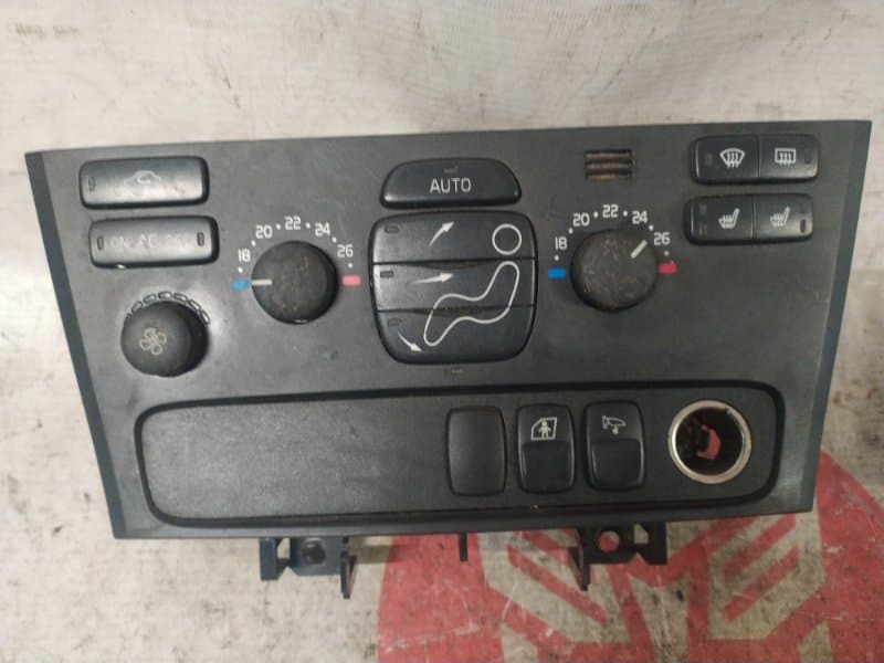 Блок управления климат-контролем Volvo XC70 SZ B5254T2 2004 (б/у)