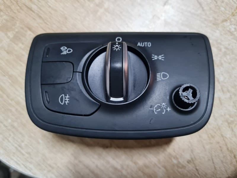Блок управления светом Audi A6 4G2 CHVA 2014 (б/у)