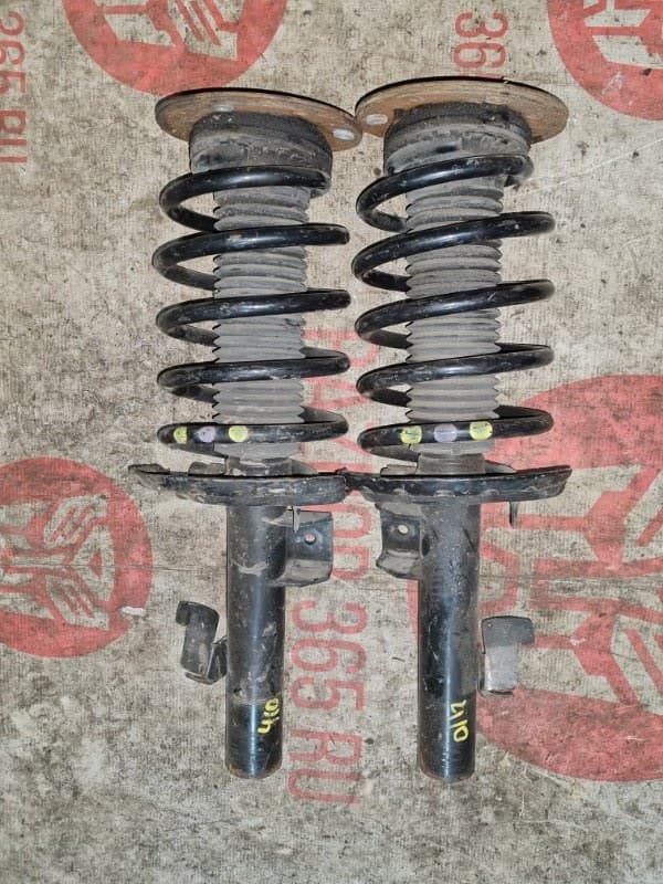 Комплект стоек VOLVO V70 BW B5254T10 2010 перед. (б/у)
