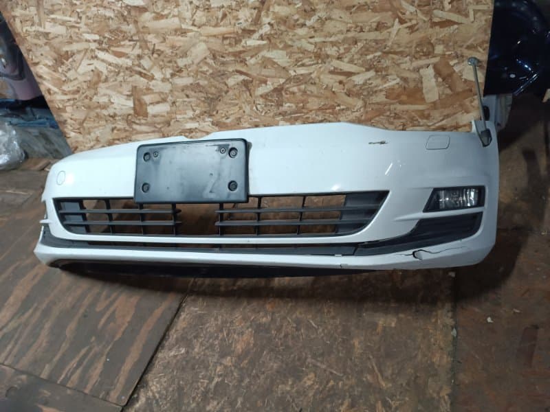 Бампер Volkswagen Golf 5G1 CJZ 2014 перед. (б/у)
