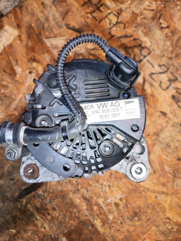 Генератор с обгонной муфтой 140А Volkswagen Touran 1T2 CAV 2008 (б/у)