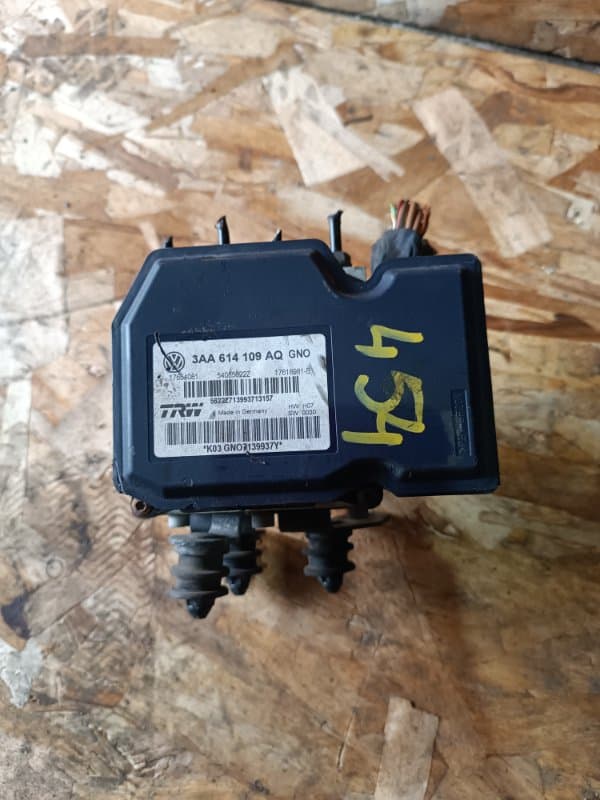Блок abs Volkswagen Passat 365 CAX 2012 (б/у)