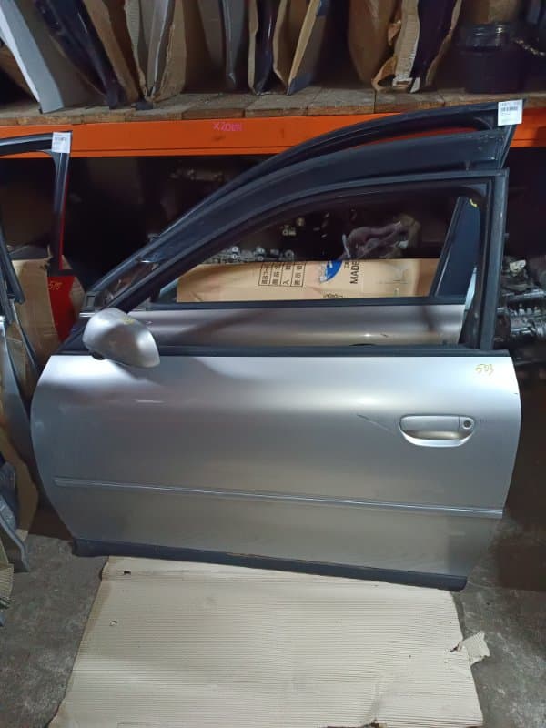 Дверь Audi A3 8L1 AQA 1999 лев. (б/у)