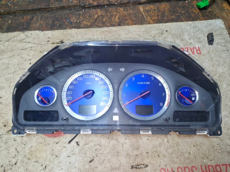 ЩИТОК ПРИБОРОВ R-Design Volvo V70 SW B5254T4 2004 (б/у)