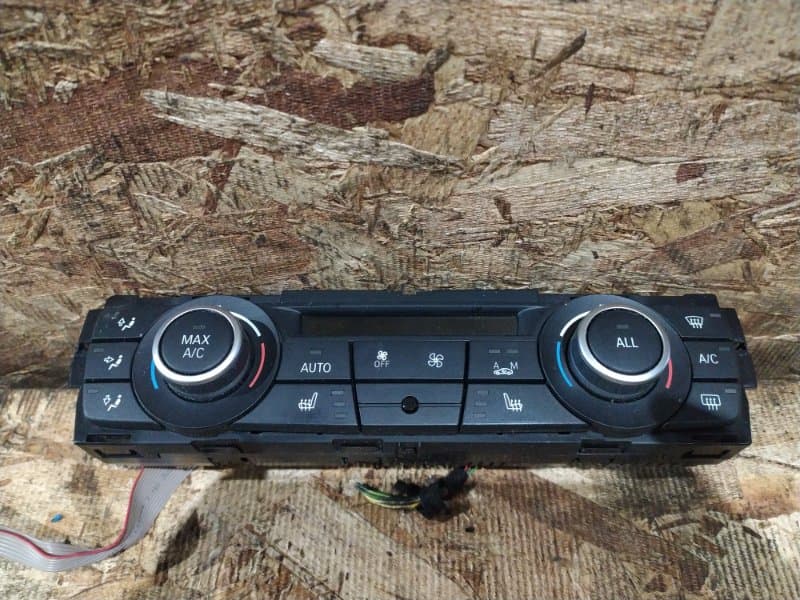 Блок управления климат-контролем BMW X1 E84 N20B20A 2014 (б/у)
