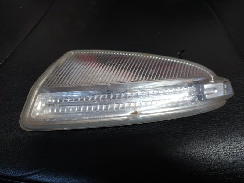 Повторитель поворота Mercedes-Benz ML W164 M272 2007 перед. лев. (б/у)