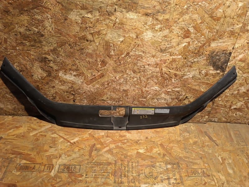 Накладка на панель Audi Q7 4L BAR 2011 перед. (б/у)