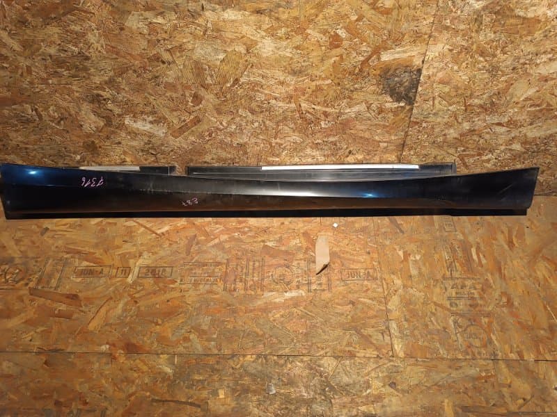 Накладка на порог M Technic BMW 1 E87 N46B20AB 2006 прав. (б/у)