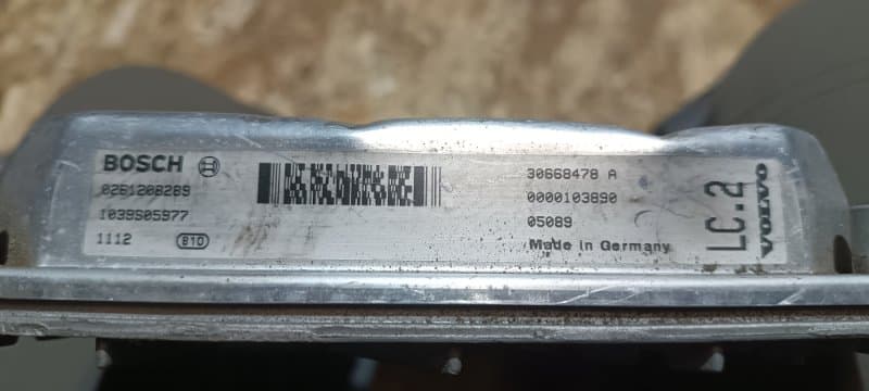 БЛОК УПРАВЛЕНИЯ ДВИГАТЕЛЯ Volvo XC70 SZ B5254T 2005 (б/у)