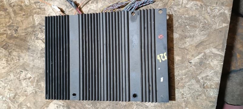 Усилитель звука Volvo XC90 C B5254T2 2006 (б/у)