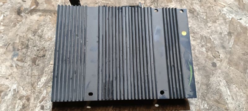 Усилитель звука Volvo S40 MS B4204S3 2010 (б/у)