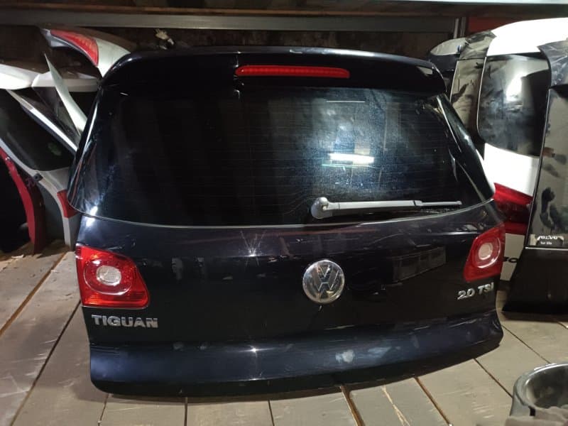 Крышка багажника Volkswagen Tiguan 5N1 CAW 2009 (б/у)