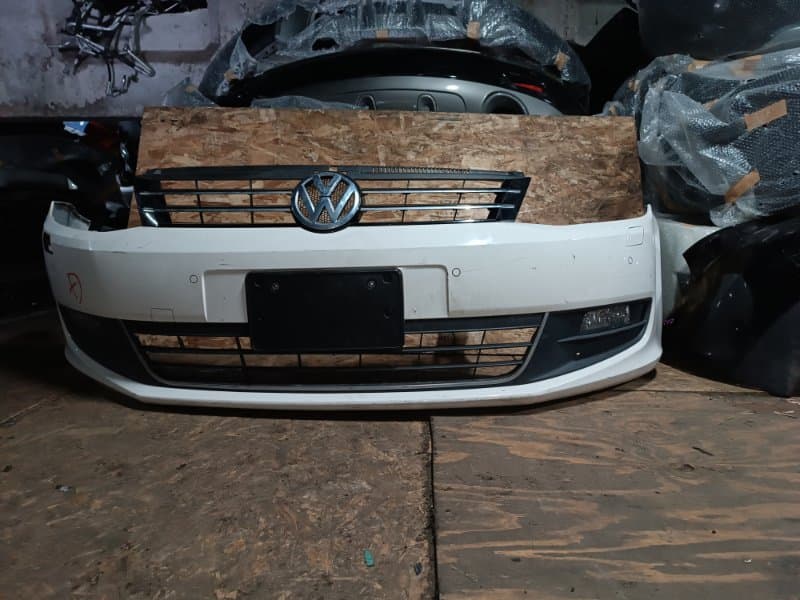 Бампер Volkswagen Sharan 7N1 CAV 2013 перед. (б/у)