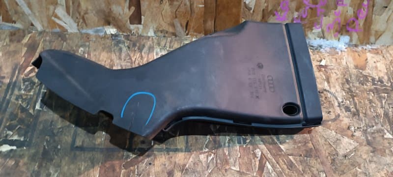 Воздуховод Audi A4 8E2 AMB 2003 перед. (б/у)