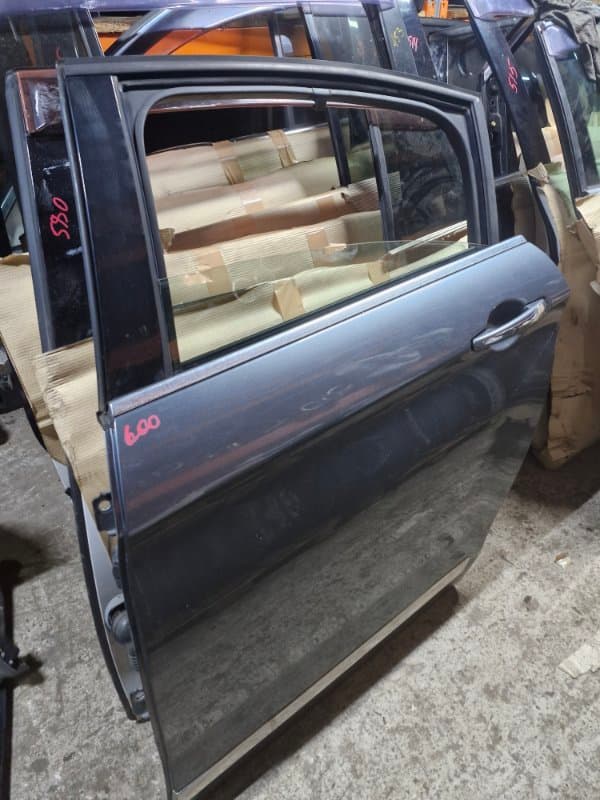 Дверь Citroen C5 RD XFV ES9A 2010 задн. лев. (б/у)