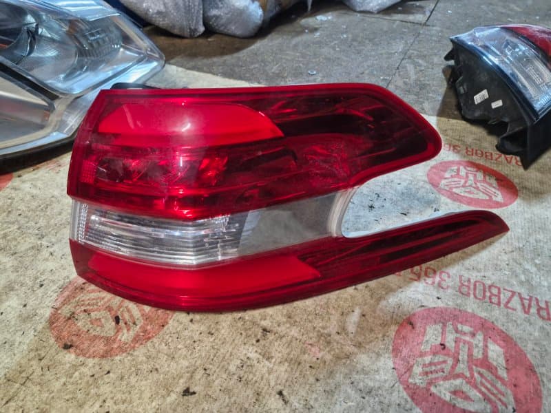 Фонарь Peugeot 308 T92 HN01 2014 задн. прав. (б/у)