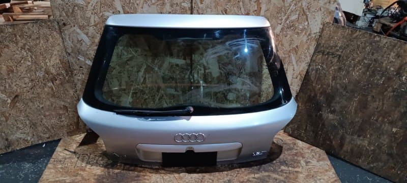 Крышка багажника Audi A3 8L1 AQA 1999 (б/у)