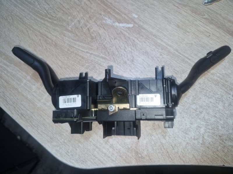 Подрулевой переключатель Porsche Cayenne 955 48.00 2005 (б/у)