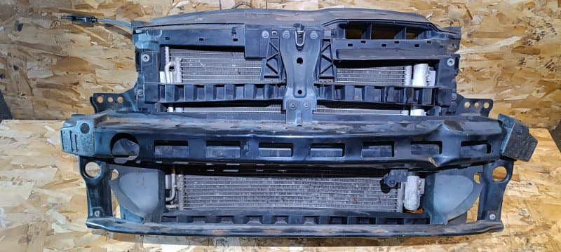 Панель передняя в сборе Volkswagen Golf 5K1 CAX 2010 (б/у)
