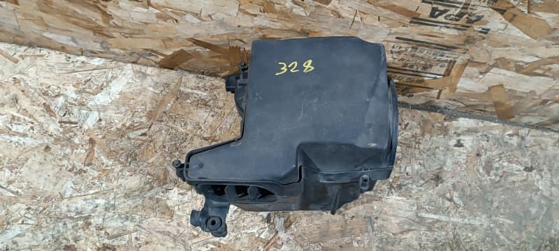 Корпус воздушного фильтра Volvo v40 MV B4164T 2014 (б/у)