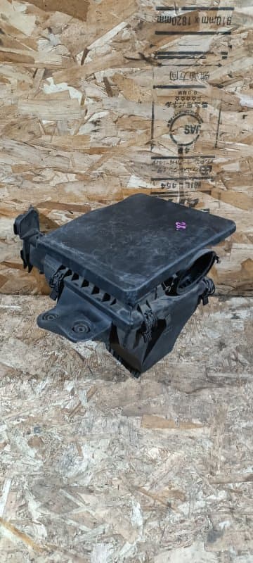 Корпус воздушного фильтра BMW X3 E83 M54B25 2004 (б/у)