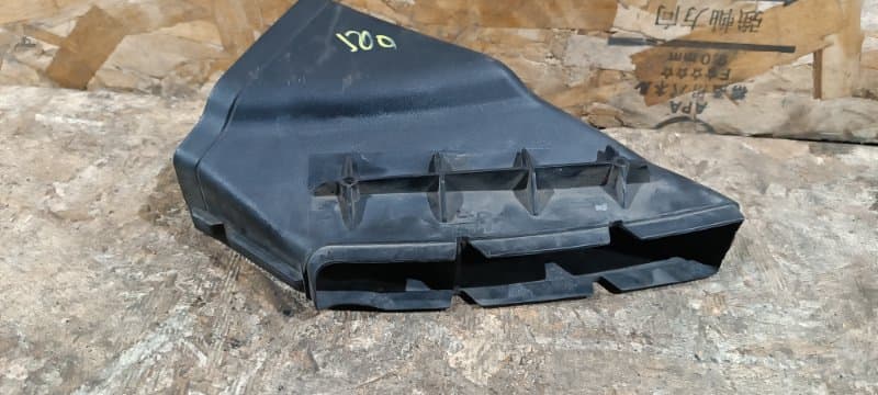 Воздухозаборник Audi A6 4F5 AUK 2006 перед. (б/у)
