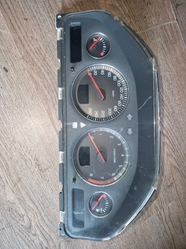 Щиток приборов Volvo S60 RS B5254T2 2004 (б/у)
