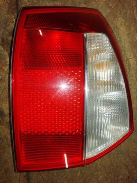 Фонарь Audi A4 8E задн. лев. (б/у)