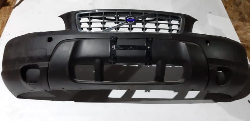 Бампер volvo XC70 V70XC 2.4T 2000 перед. (б/у)