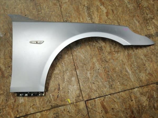 Крыло BMW 5 E60 перед. прав. (б/у)