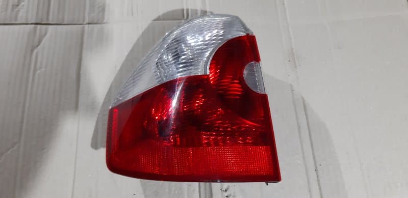 Фонарь BMW X3 E83 M54B25 2005 задн. лев. (б/у)
