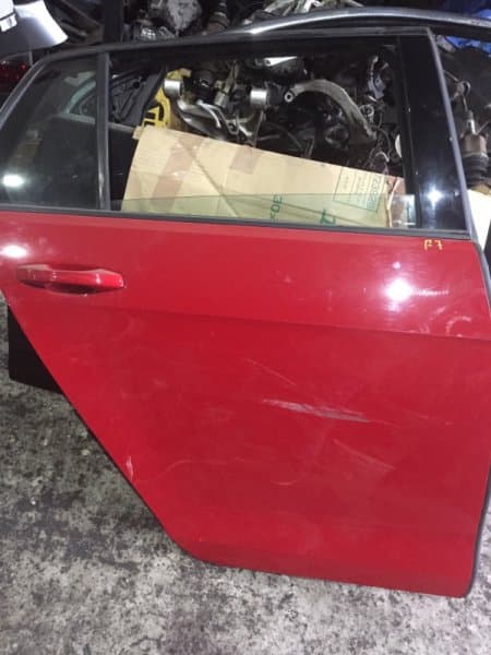 Дверь Volkswagen Golf 7 5G 2014 задн. прав. (б/у)