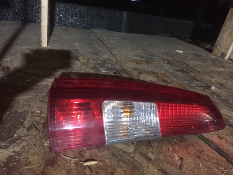 Фонарь VOLVO V70 УНИВЕРСАЛ 2004 задн. лев. (б/у)