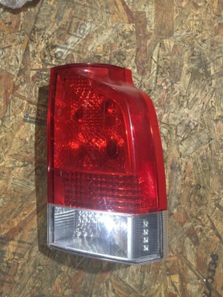Фонарь VOLVO V70 УНИВЕРСАЛ 2004 задн. прав. (б/у)